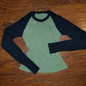 Brandy Melville Green And Black Long Sleeve